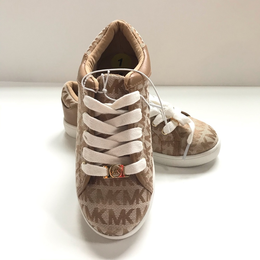 Girls Michael korse lace up sneakers